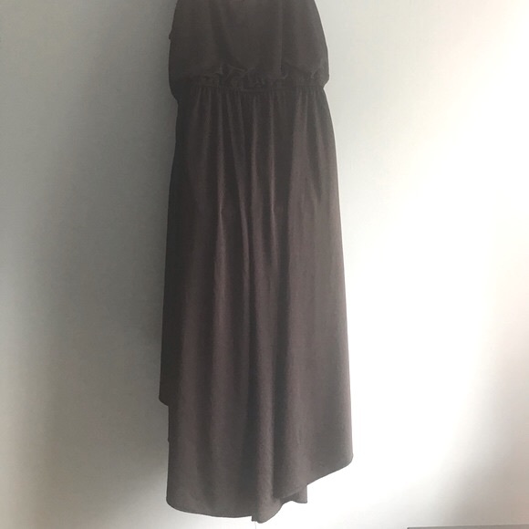 Sleeveless High-Low Dress. Size 2X - Picture 4 of 4